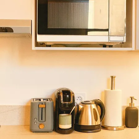 Modern With Ac Near Old & Appartement *